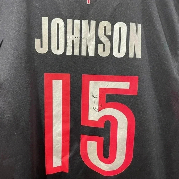 Toronto Raptors Amir Johnson Jersey #15 - Picture 6 of 9
